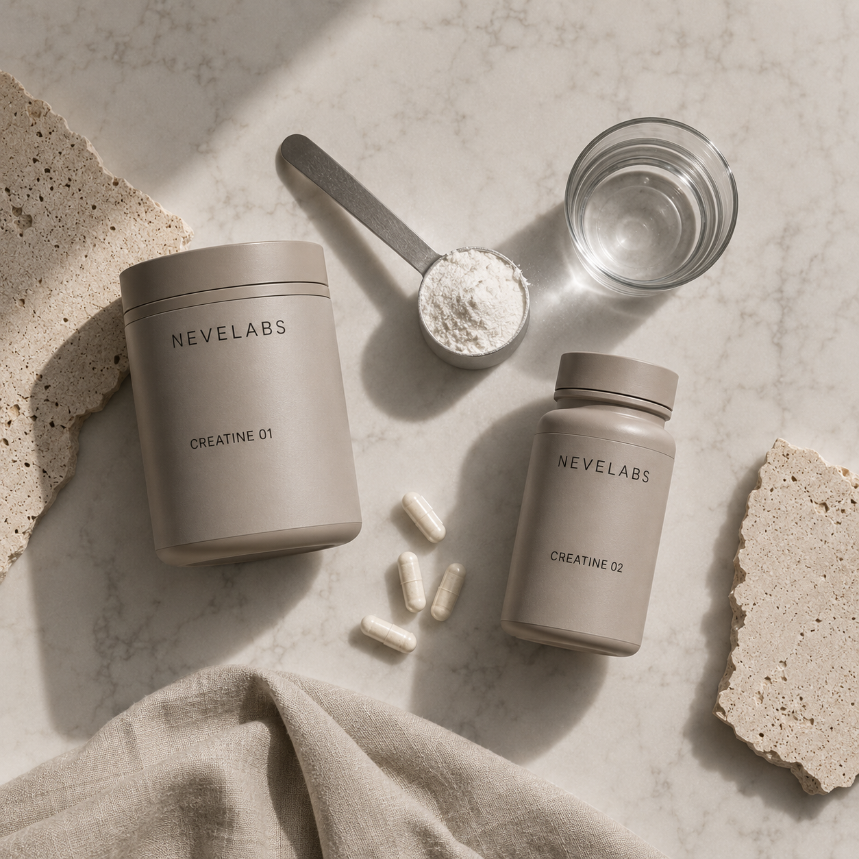 Rituel Nevelabs créatine poudre et capsules vu du dessus